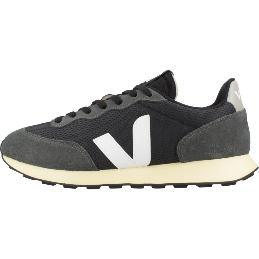 VEJA RIO BRANCO II en color BLKWHT  (2)
