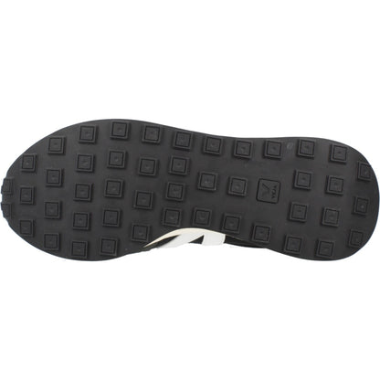 VEJA RIO BRANCO II en color BLKWHT  (6)