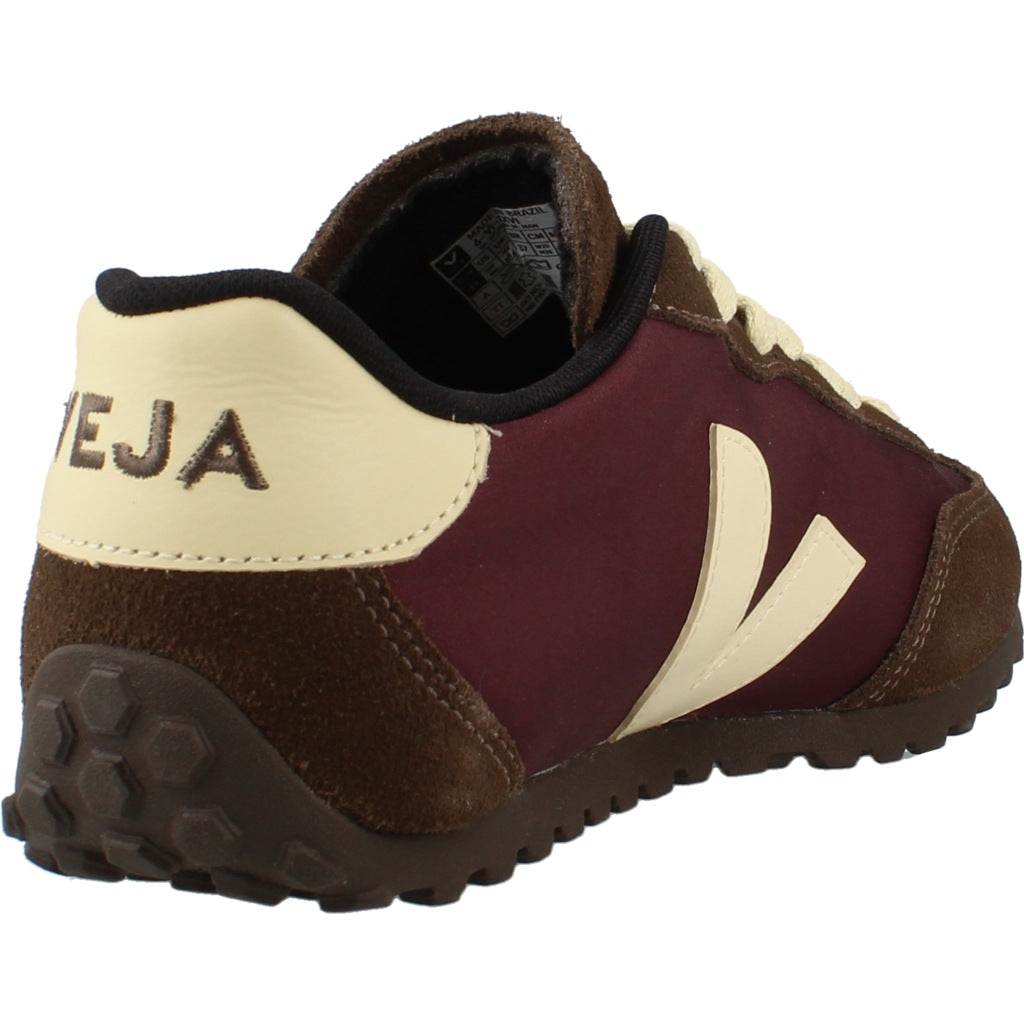 VEJA AIA GT en color AMRBTR  (3)
