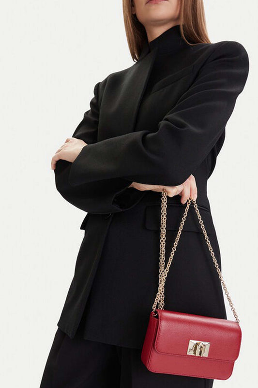FURLA WE ARE  en color RUBY  (1)