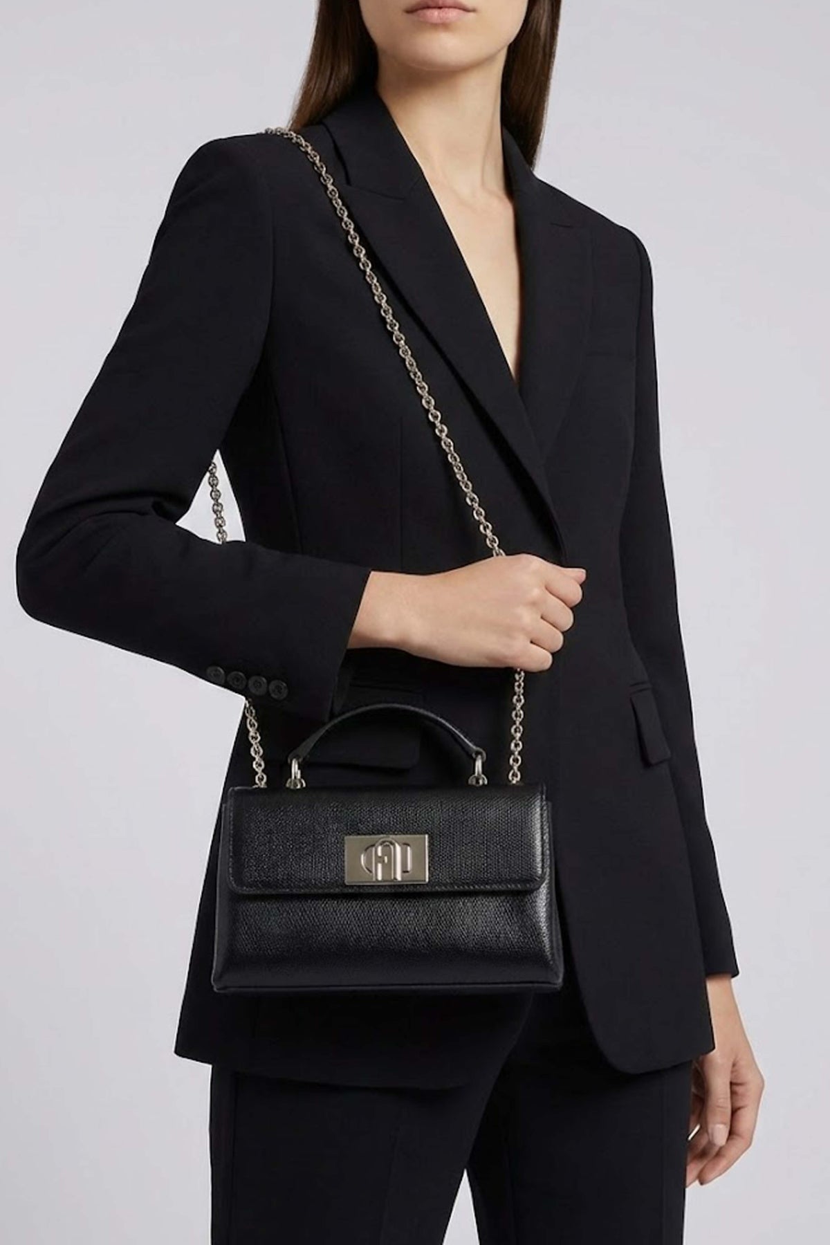 FURLA WE ARE  en color NERO  (1)