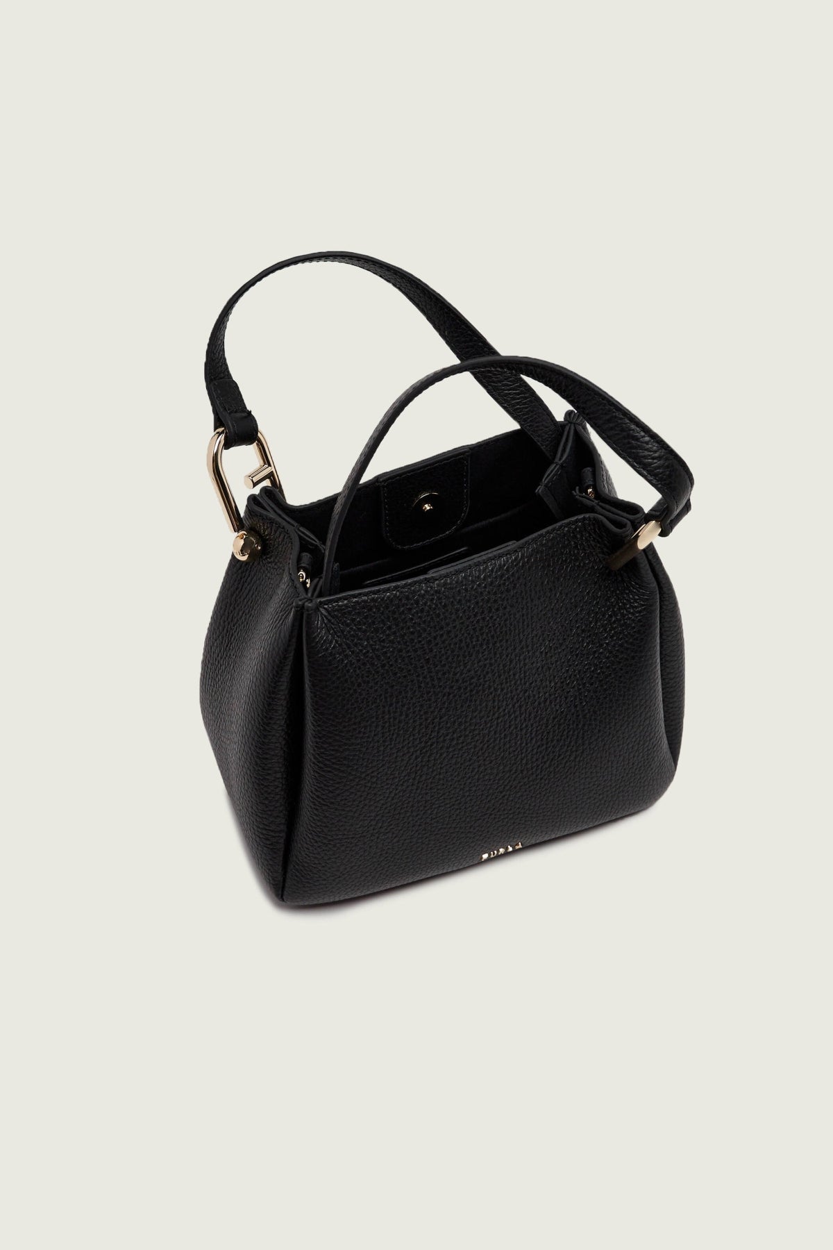FURLA WE HSF NUVOL en color NERO  (3)