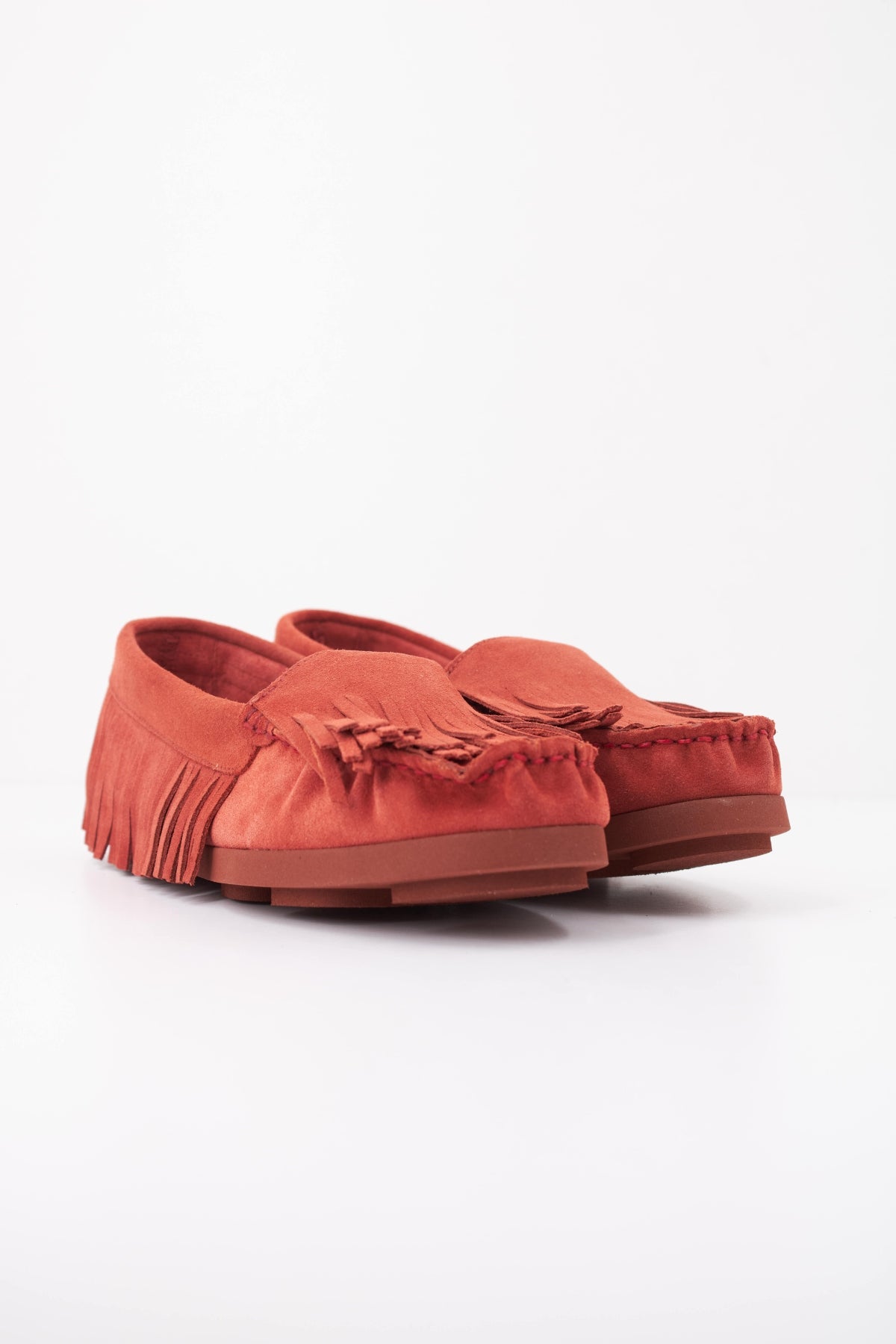 CLAIRE CHARLOTTE MONICACC KIOWA en color CALDERA  (2)