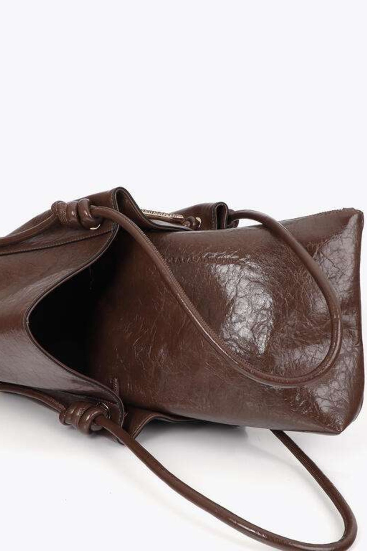 LOLA CASADEMUNT SHOPPER WITH METAL T en color   (5)