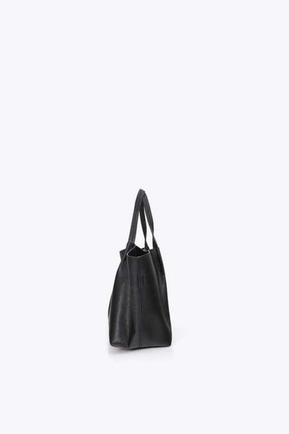 LOLA CASADEMUNT LEATHER-EFFECT SHOUL en color N  (3)