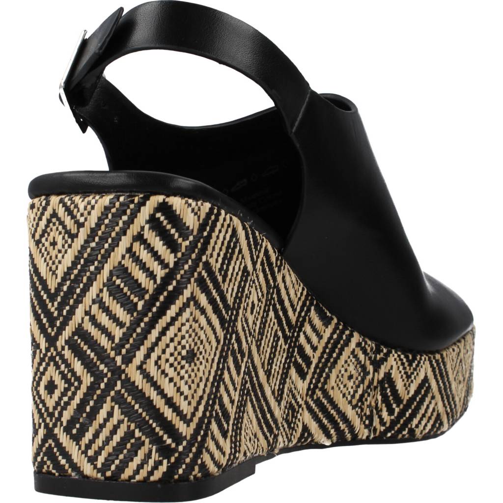 TAMARIS   en color BLACK  (3)