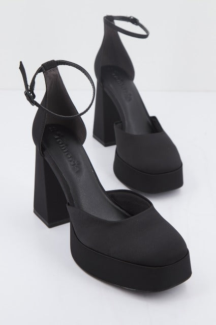 TAMARIS   en color BLACK  (1)