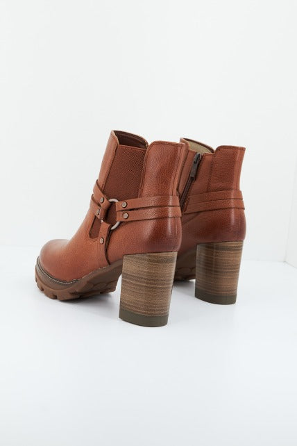 TAMARIS   en color COGNAC  (2)