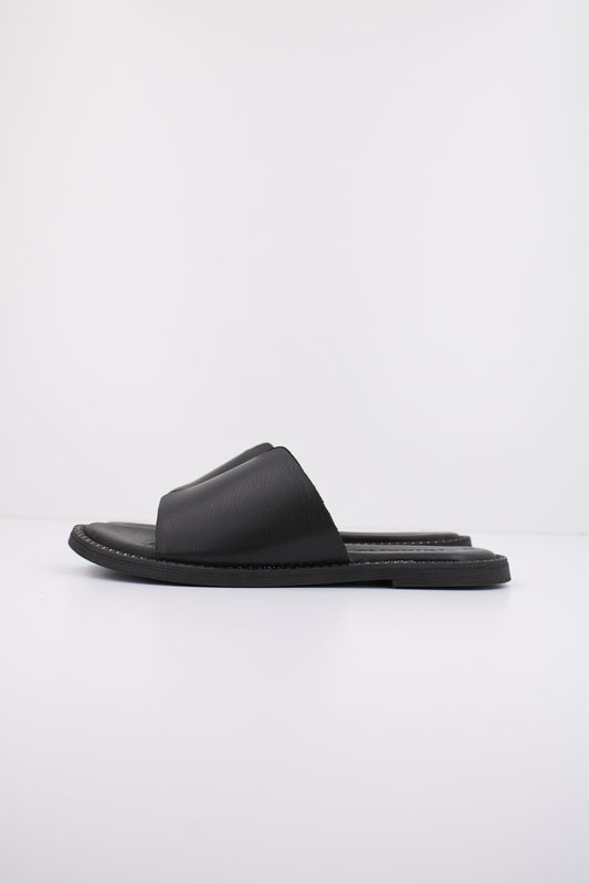 TAMARIS  en color BLACK  (1)