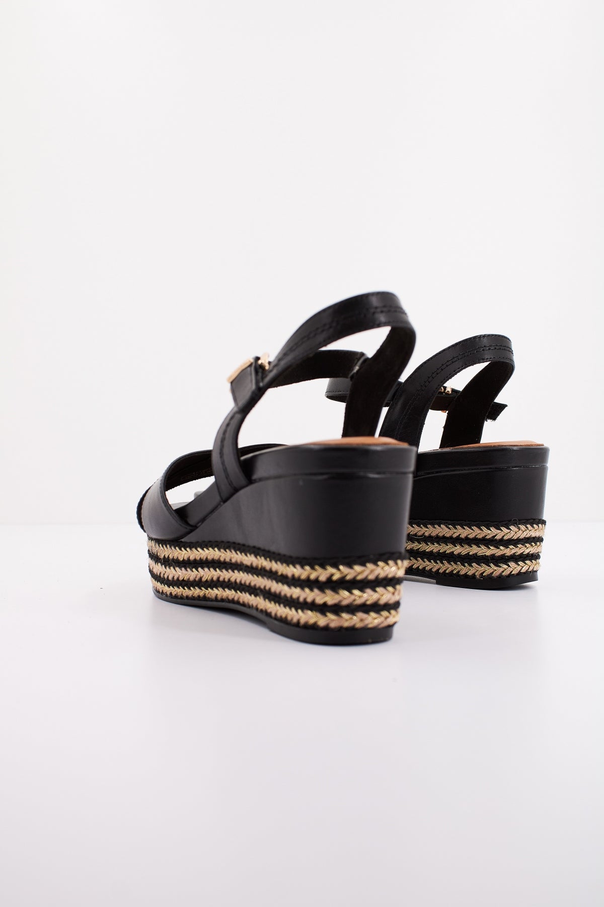 TAMARIS    en color BLACK  (3)