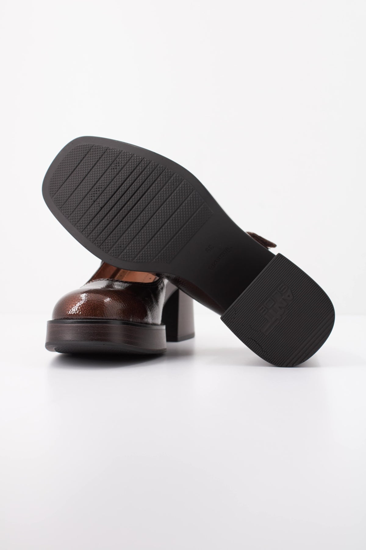 TAMARIS    en color BROWN  (5)