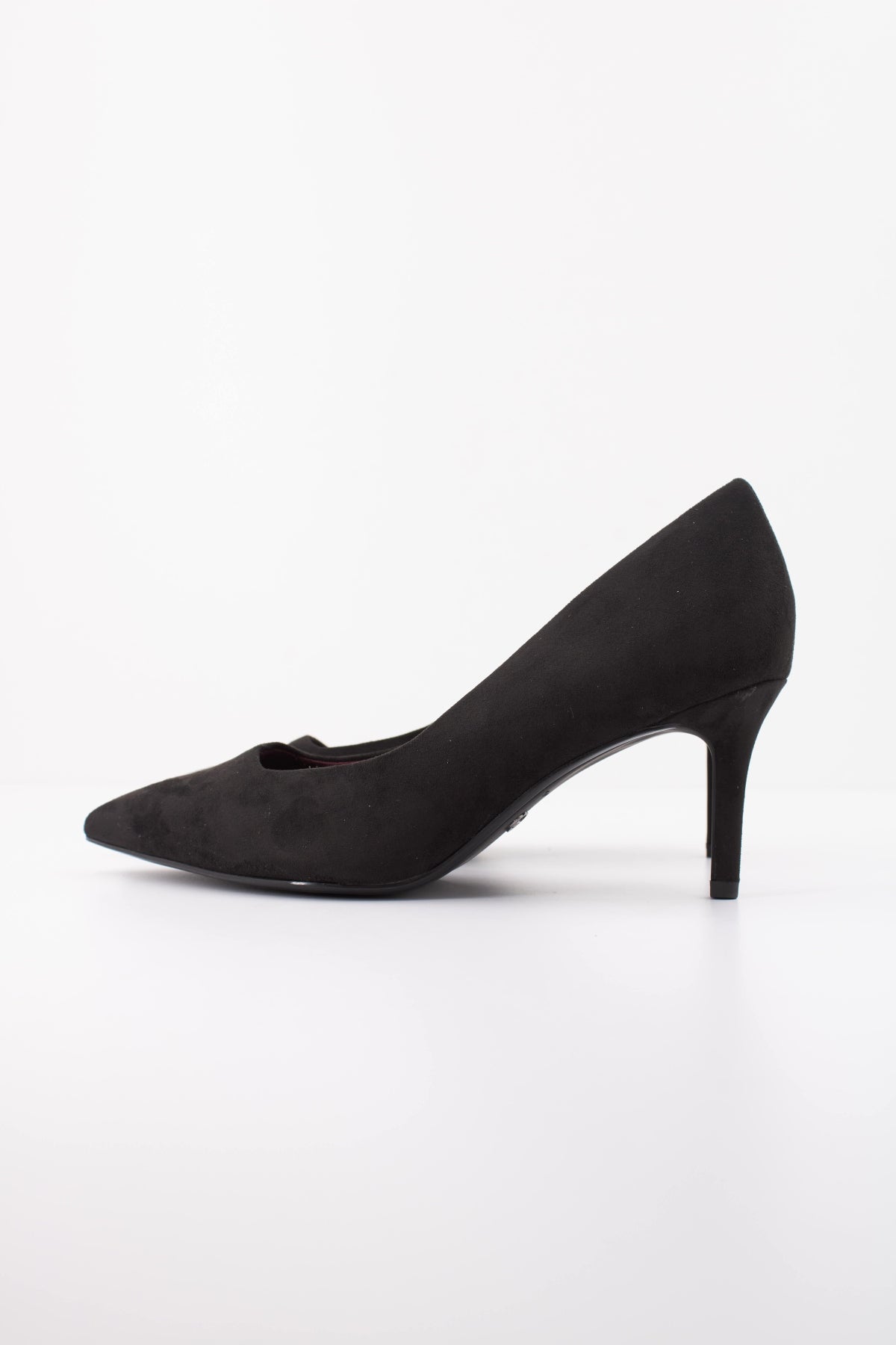 TAMARIS   ZAPATO TACO en color BLACK  (1)