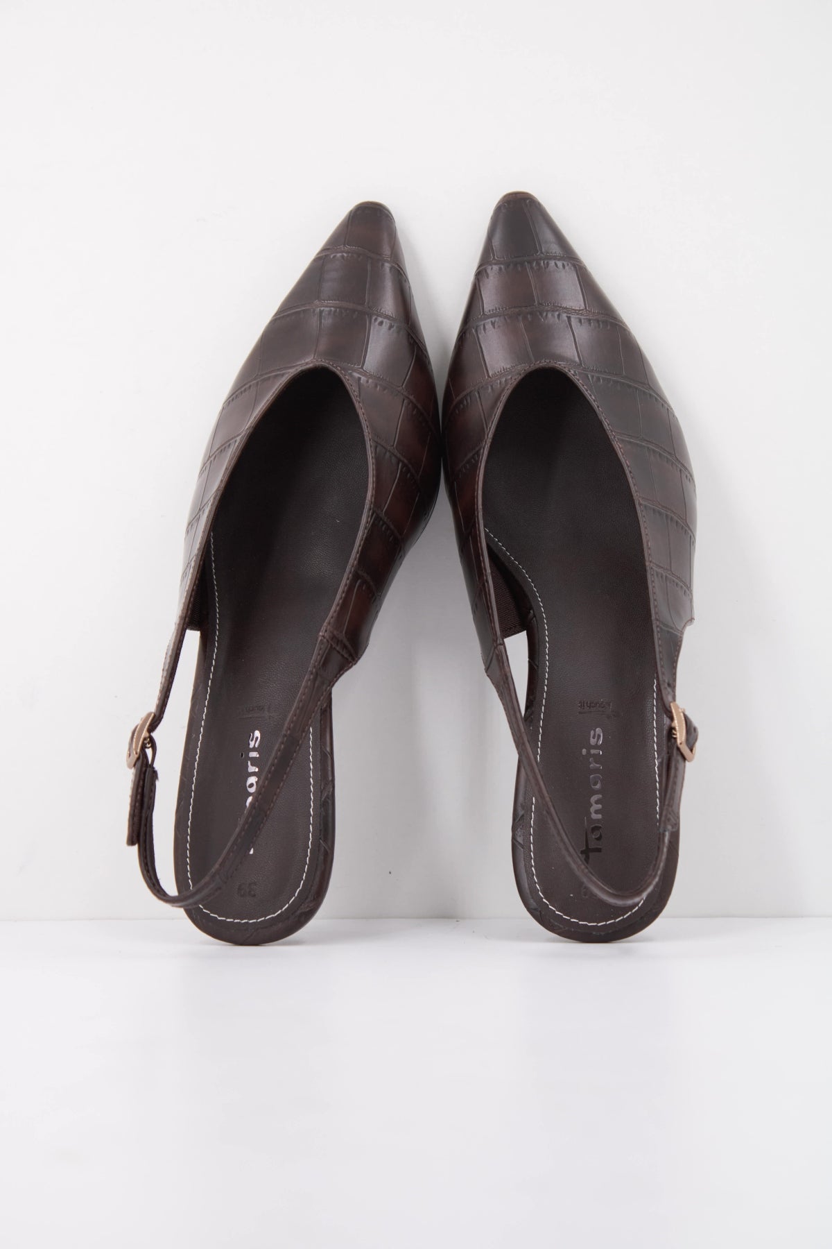 TAMARIS   ZAPATO TACO en color MOCCA  (3)