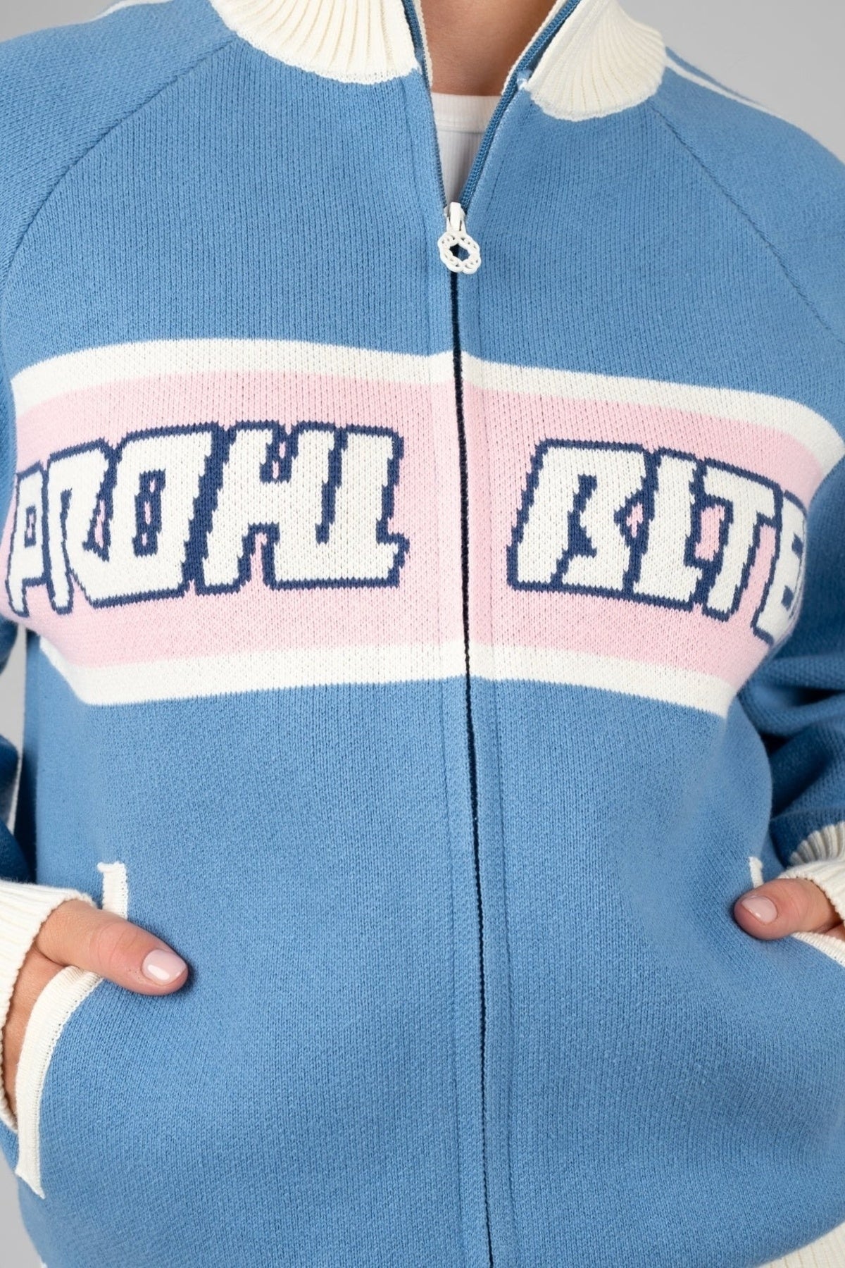 PROHIBITED LETTERMAN KNIT JACKE en color   (4)