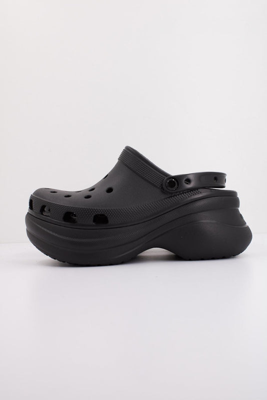 CROCS CLASSIC BAE CLOG en color BLACK  (1)
