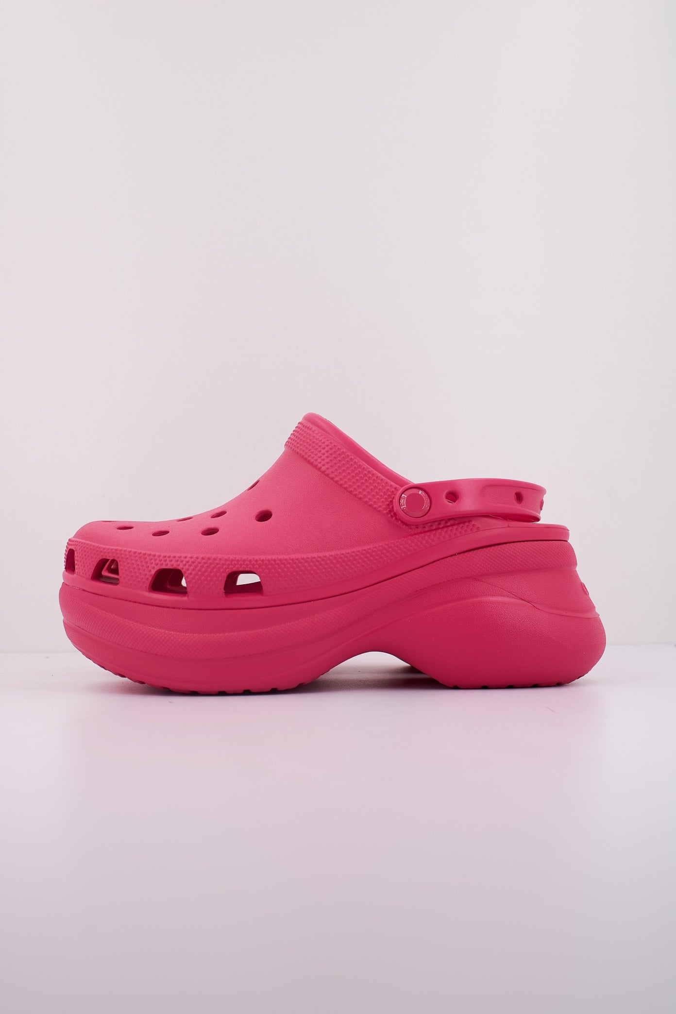 CROCS CLASSIC BAE CLOG en color DRAGONFRUI  (1)