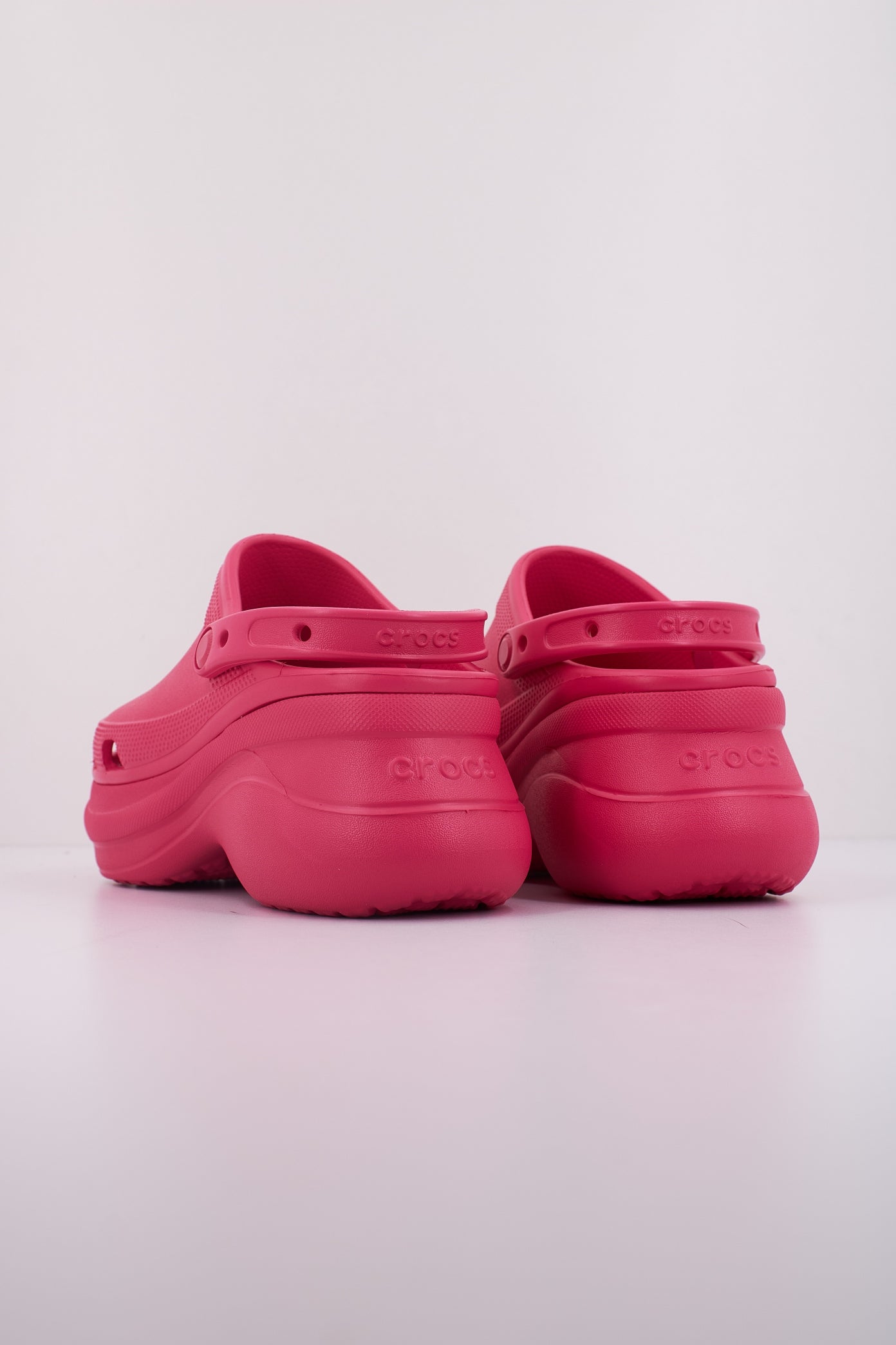 CROCS CLASSIC BAE CLOG en color DRAGONFRUI  (4)