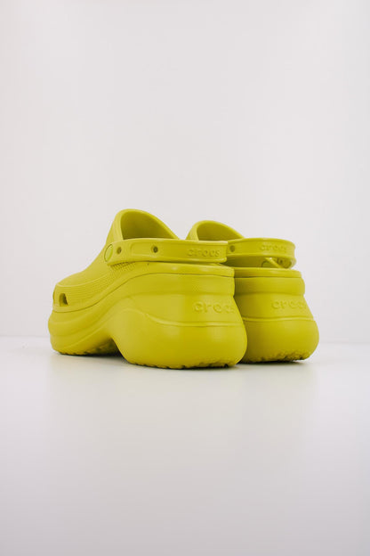 CROCS CLASSIC BAE CLOG en color KIWI  (4)