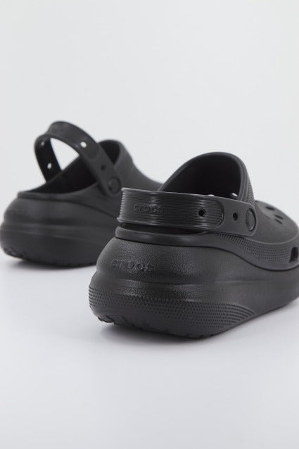 CROCS CLASSIC CRUSH CLOG en color BLACK  (3)