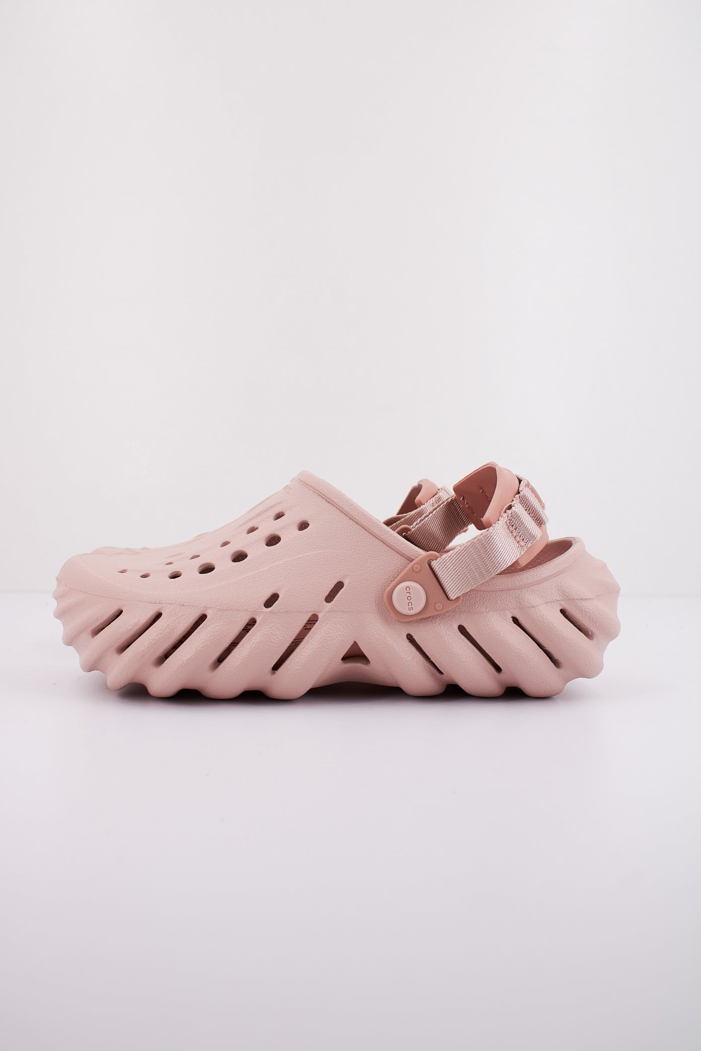 CROCS ECHO CLOG en color PINK CLAY  (1)