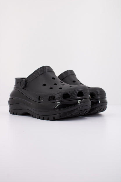 CROCS CLASSIC MEGA CRUSH C en color BLACK  (2)