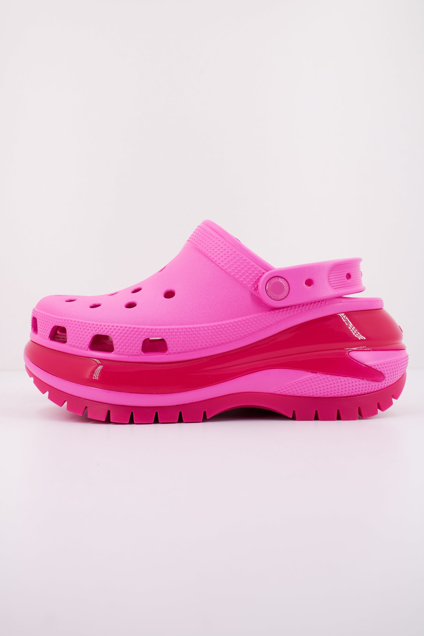 CROCS CLASSIC MEGA CRUSH C en color JUICE  (1)