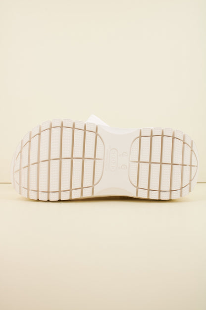 CROCS CLASSIC MEGA CRUSH C en color WHITE  (4)