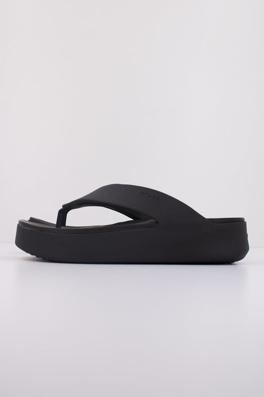 CROCS GETAWAY PLATFORM FLI en color BLACK  (1)