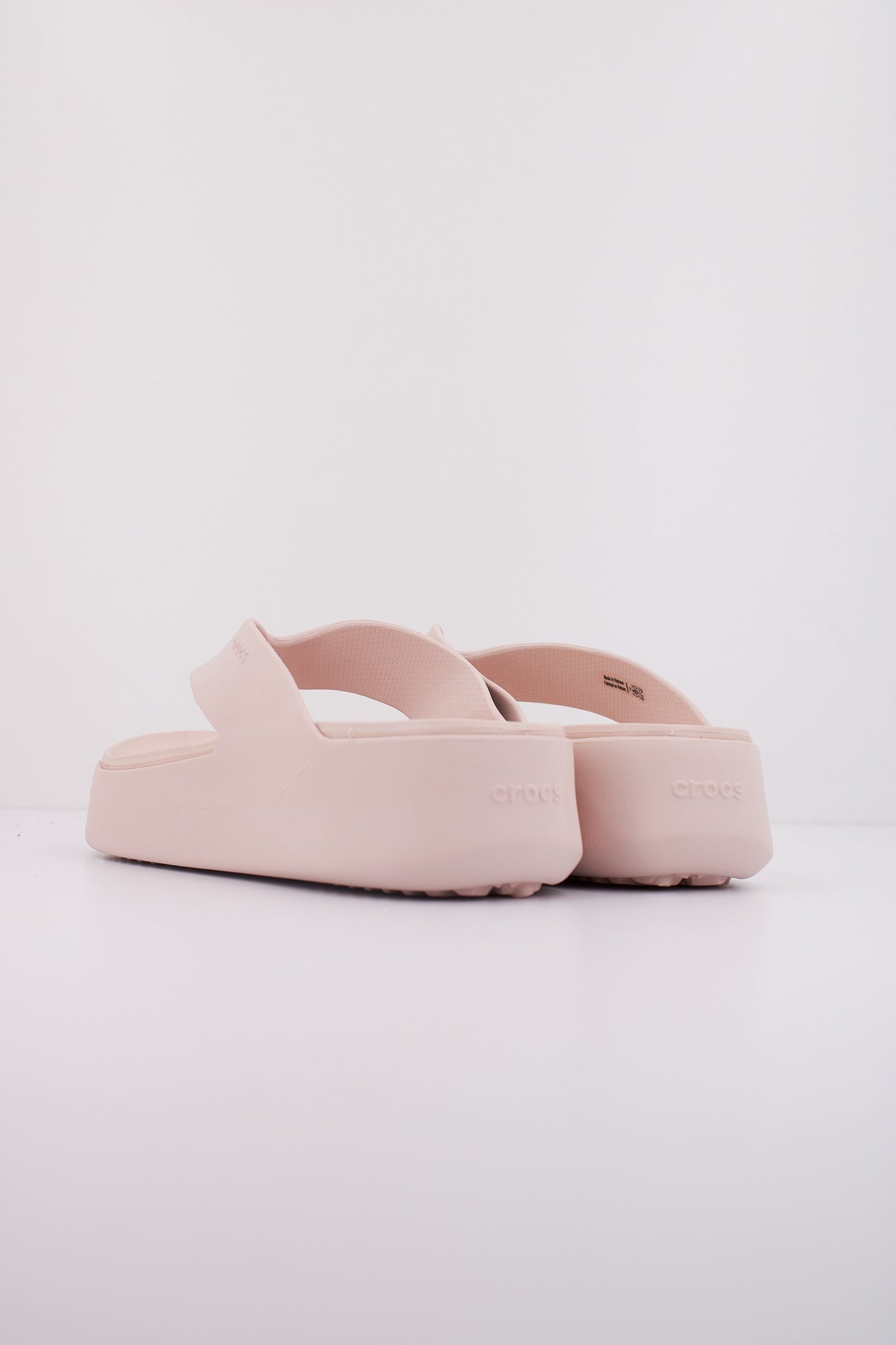 CROCS GETAWAY PLATFORM FLI en color QUARTZ  (4)