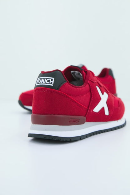 MUNICH DASH KID  en color   (3)