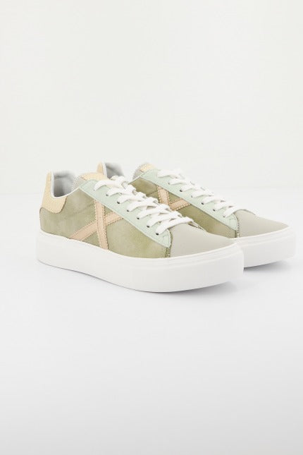 MUNICH RETE SKY  en color   (1)