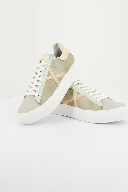 MUNICH RETE SKY  en color   (2)