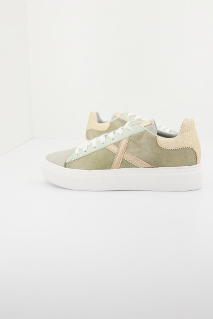 MUNICH RETE SKY  en color   (3)