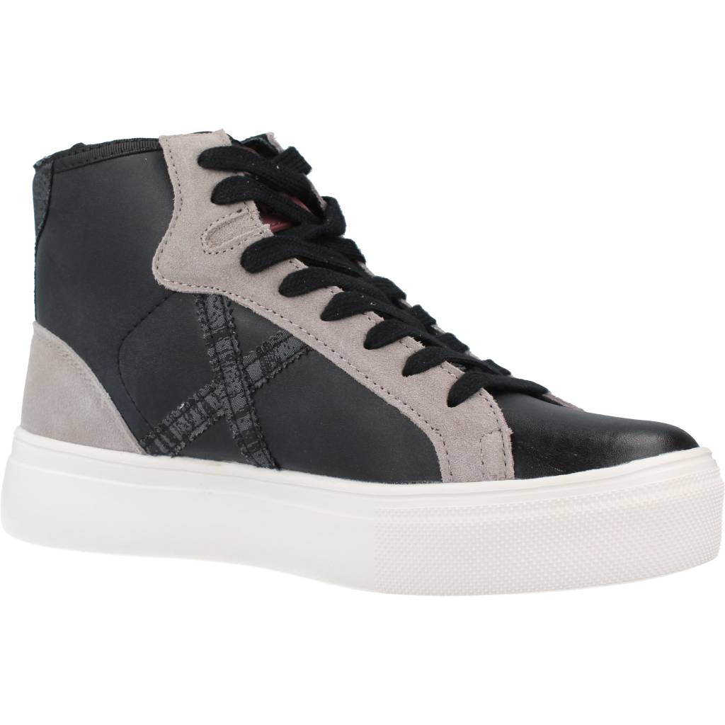 MUNICH NIM  en color   (5)