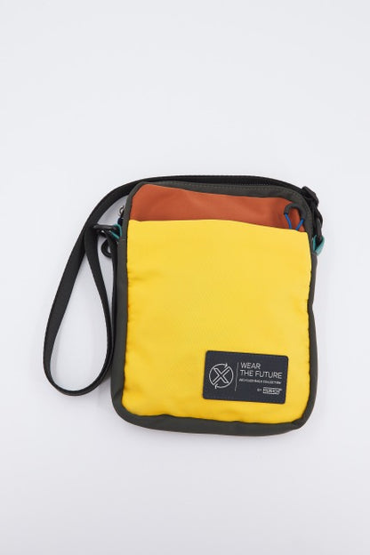 MUNICH  RECYCLED X WEAR CRO en color BLOCKCOLOR  (1)