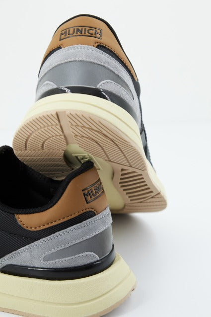 MUNICH SOON en color   (3)