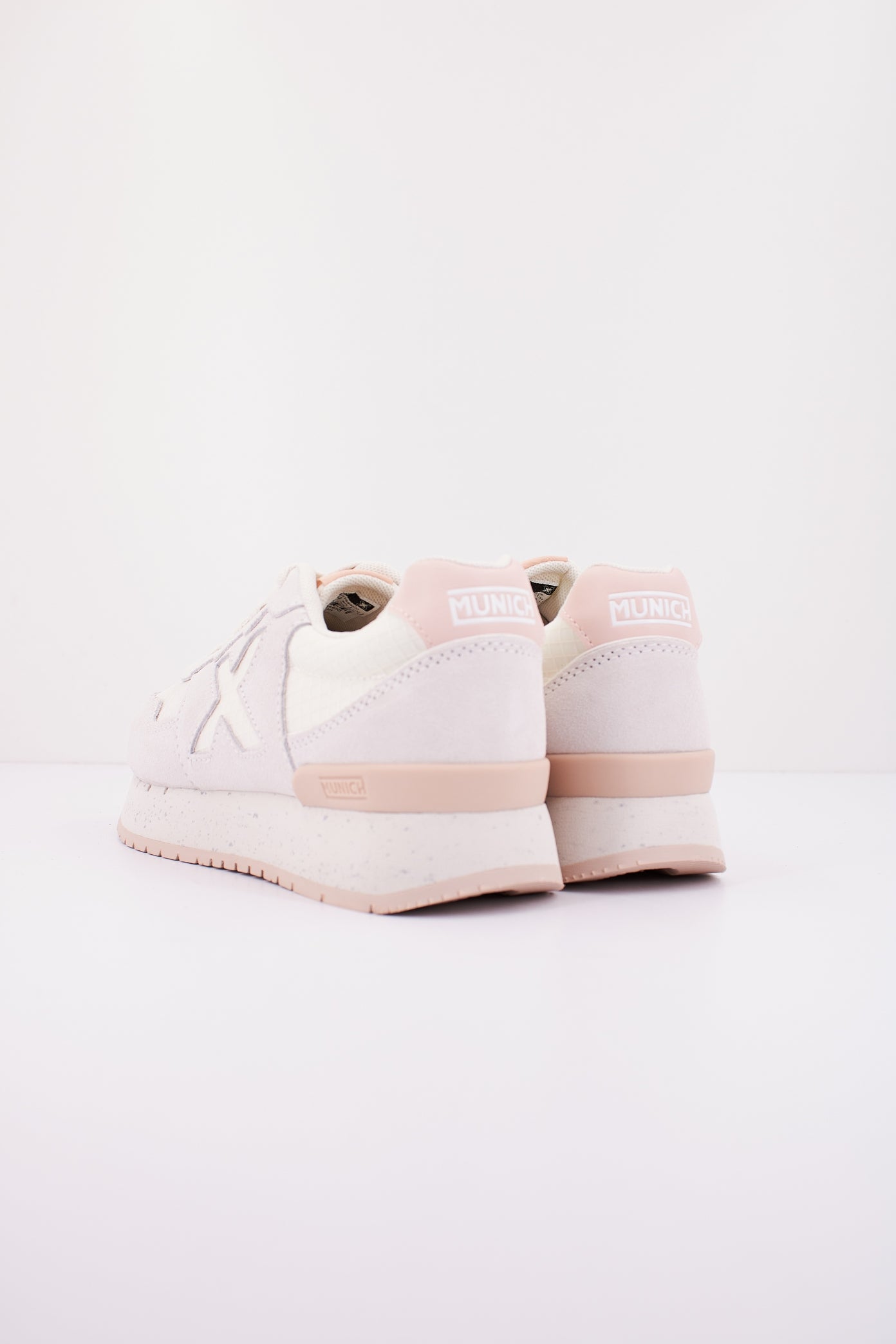 MUNICH DASH SKY  en color   (3)