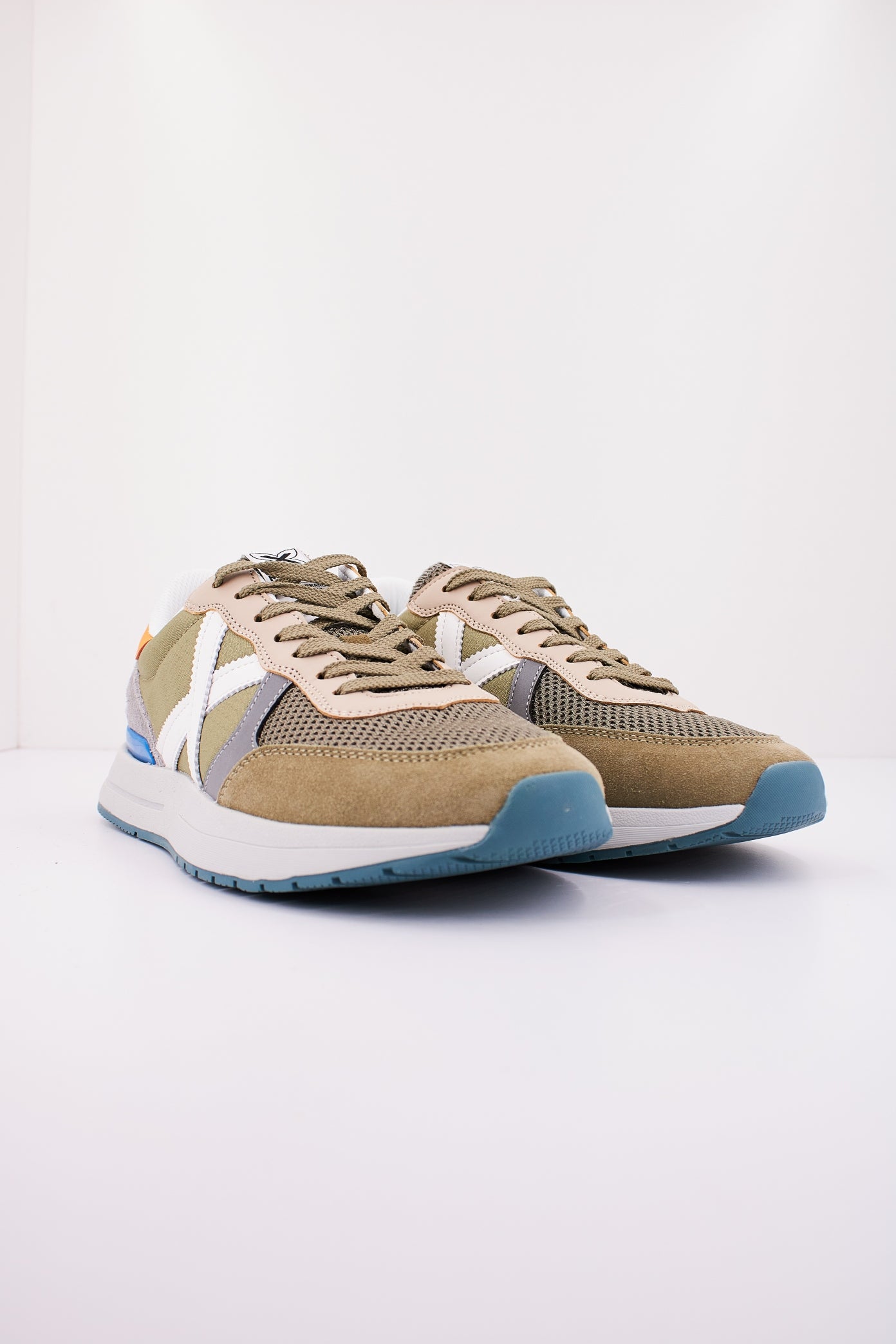 MUNICH SOON  en color   (2)