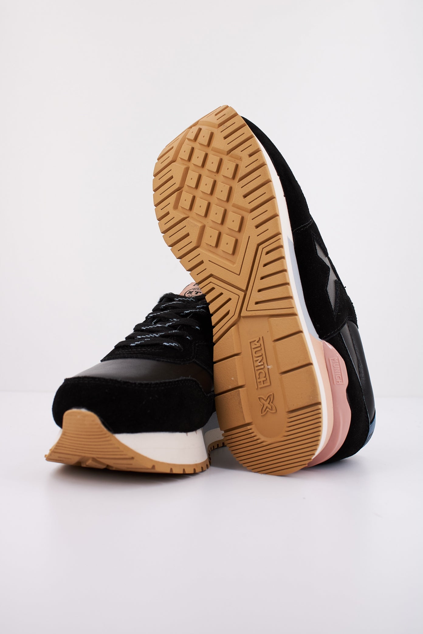 MUNICH DASH SKY  en color   (5)