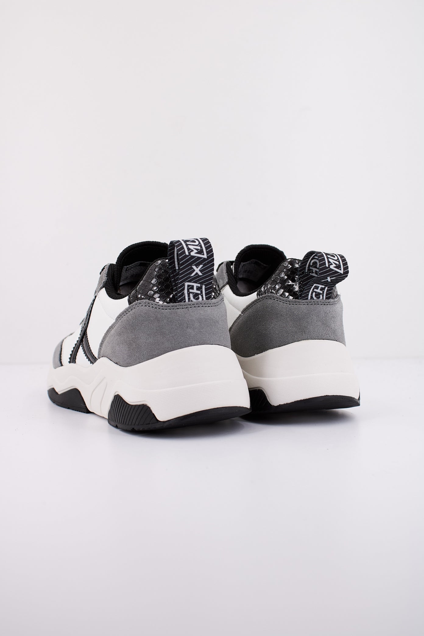 MUNICH WAVE  en color   (4)