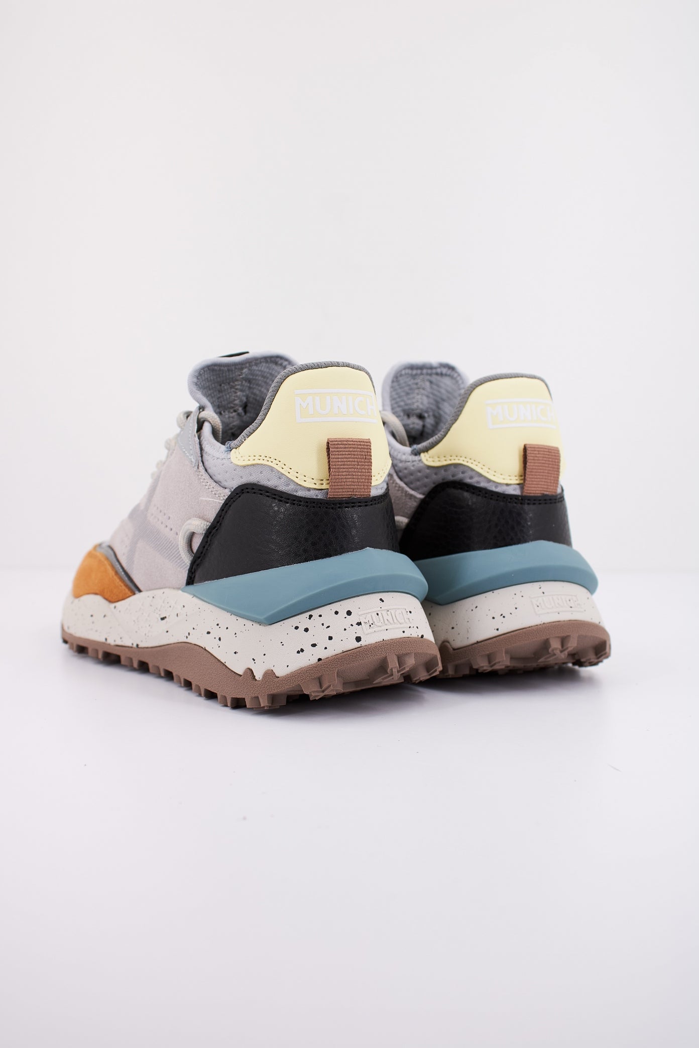 MUNICH DORO WMN  en color   (4)