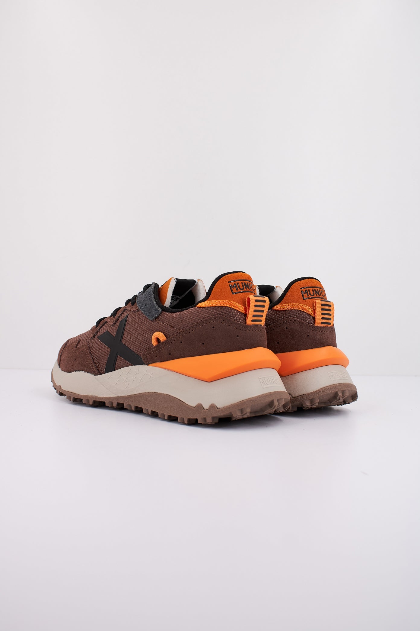 MUNICH SHIBUYA  en color   (4)