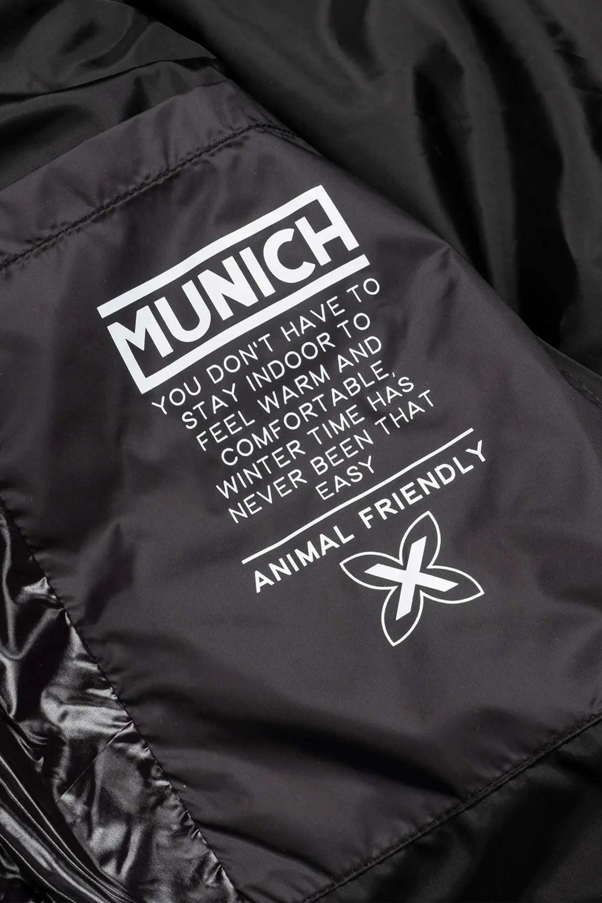 MUNICH PUFFER WIND en color BLACK  (4)