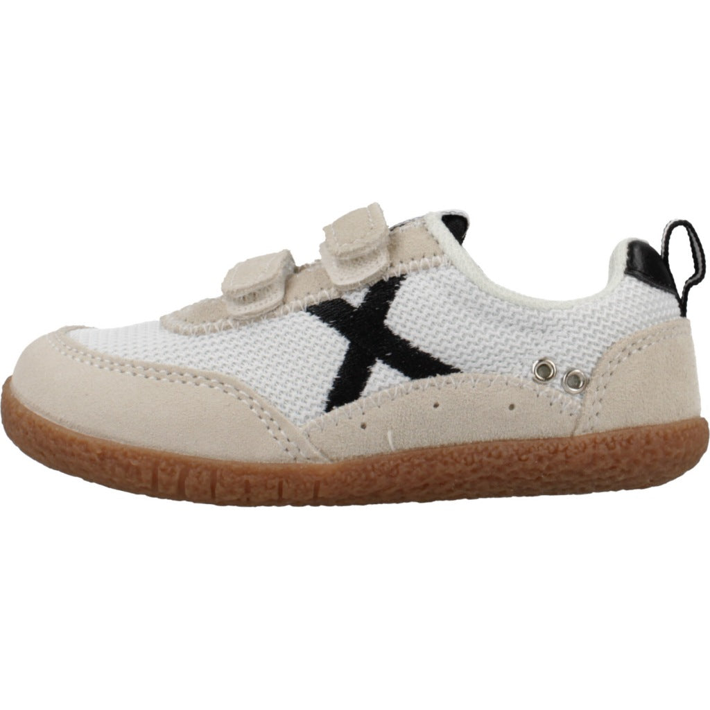 MUNICH BABY KODA  en color   (2)