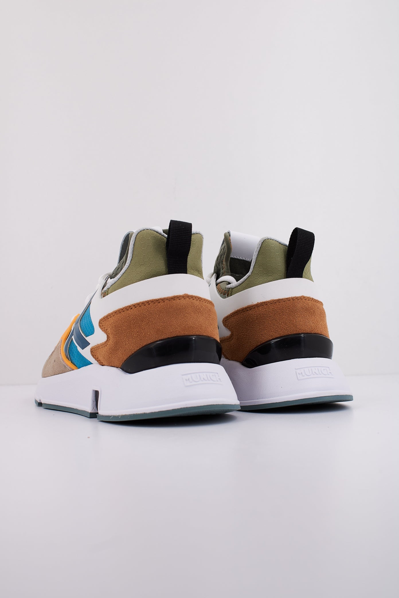 MUNICH  CLIK en color   (4)