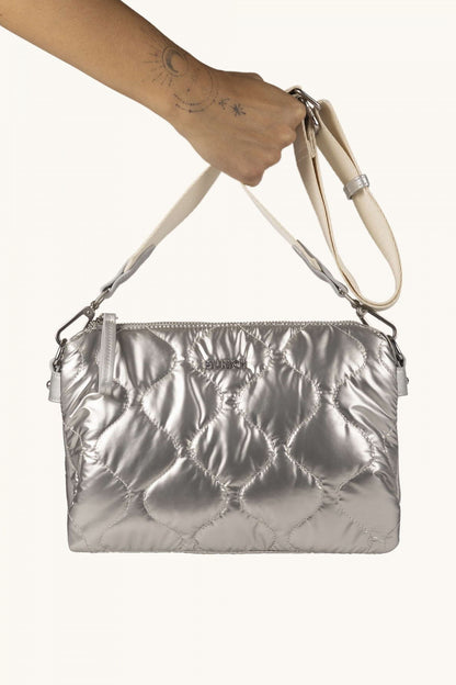 MUNICH CROSSBODY en color SILVER  (4)