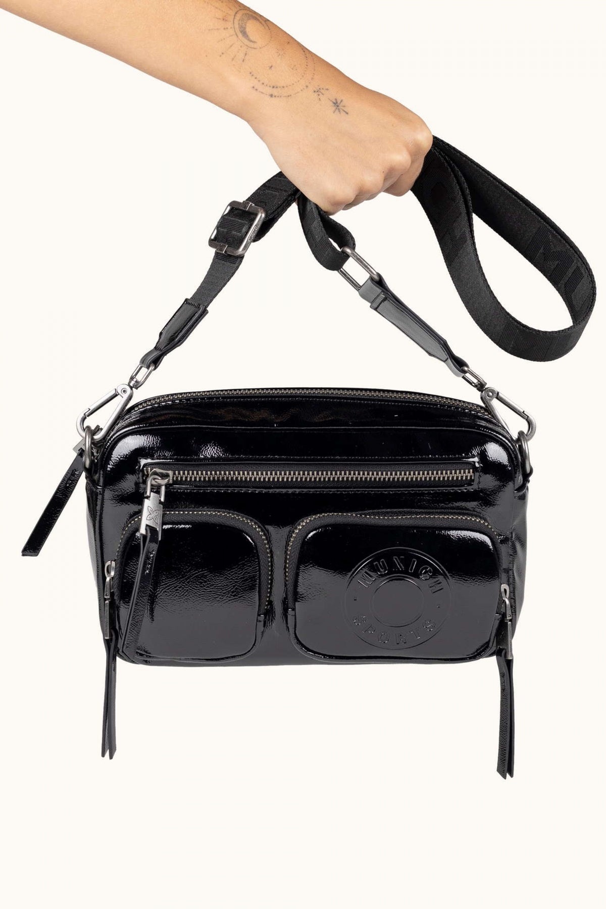 MUNICH MH FW CROSSBODY CA en color BLACK  (4)