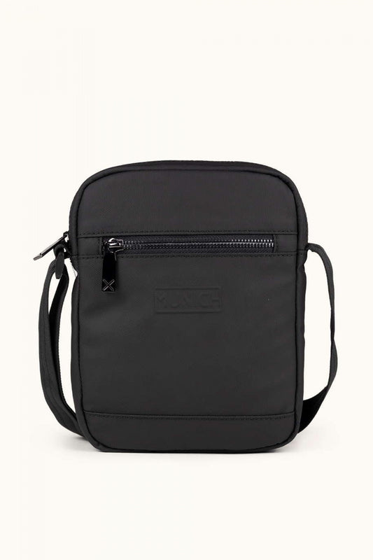 MUNICH PEAK RECYCLED en color BLACK  (1)