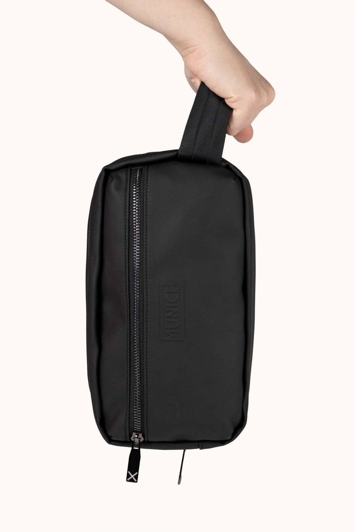 MUNICH PEAK RECYCLED FW T en color BLACK  (4)