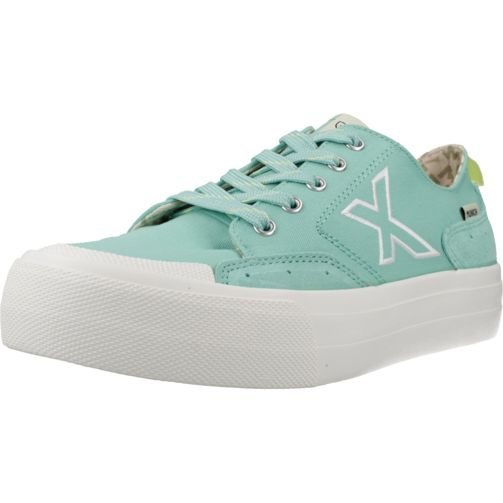 MUNICH SWING SKY  en color   (1)